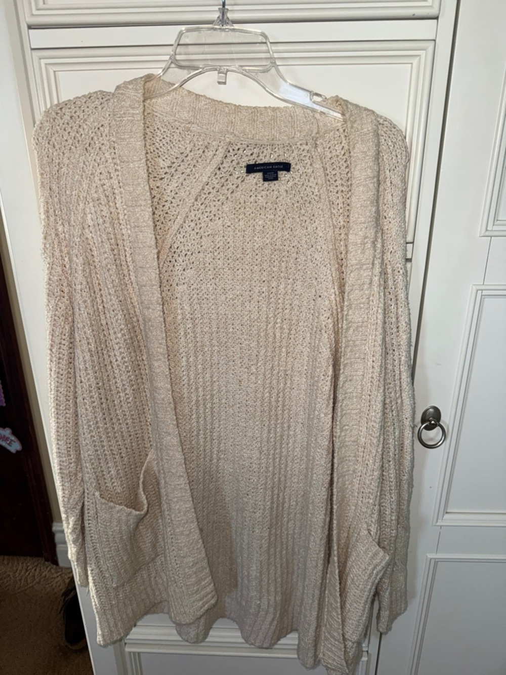 American Eagle Outfitters Cream Cardigan M